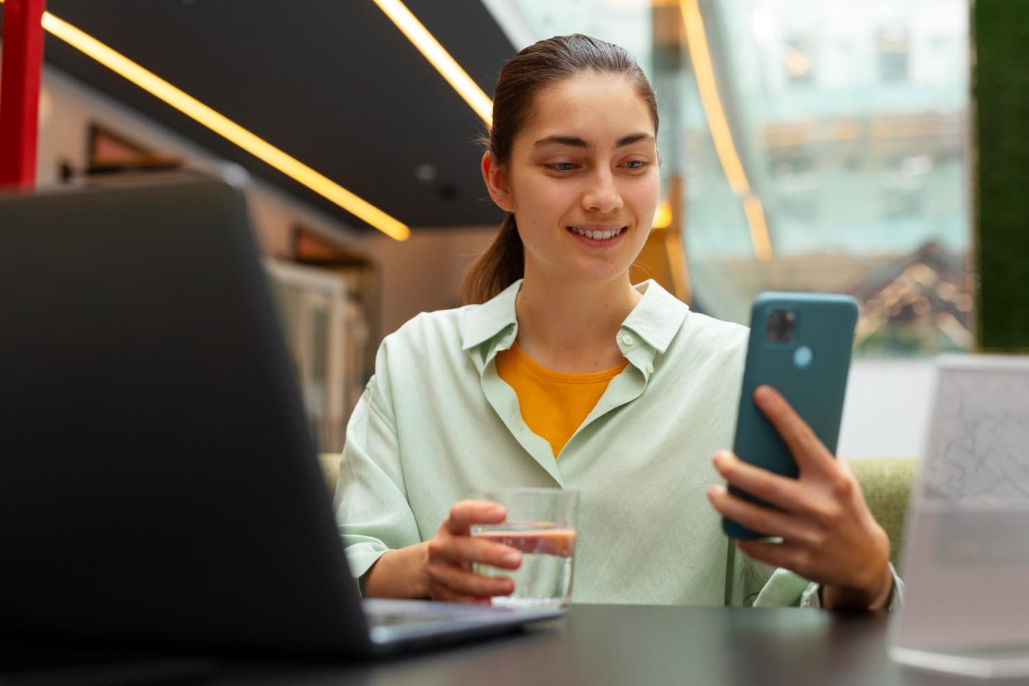 Cover Image for App de Fidelidade vs. Wallet Nativa: Comparativo Completo de Adesão e Custo